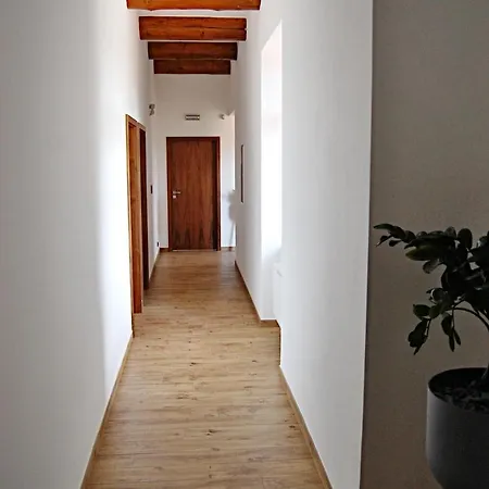 Pod Kaštanem